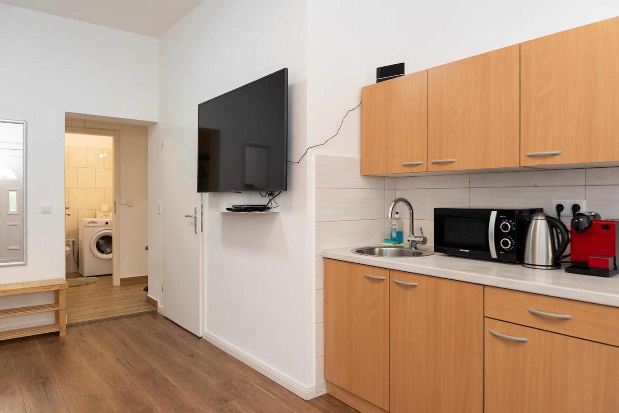 פאלקנזה Cosy Nest - Apartment By Comfort Housing מראה חיצוני תמונה
